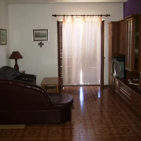 Mladen Apartment