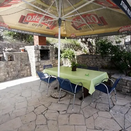 Mladen Apartment